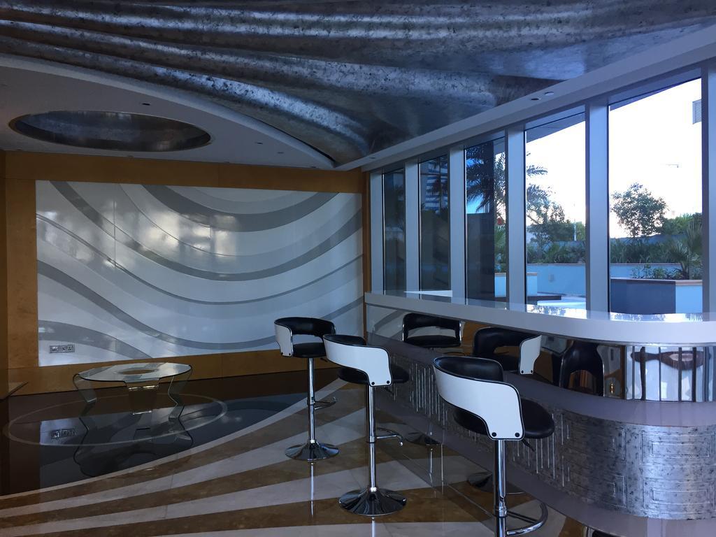 Espace Holiday Homes - Ocean Heights 14 Dubai Buitenkant foto